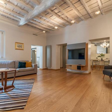 Piazza Navona Elegant Apartment Róma Kültér fotó